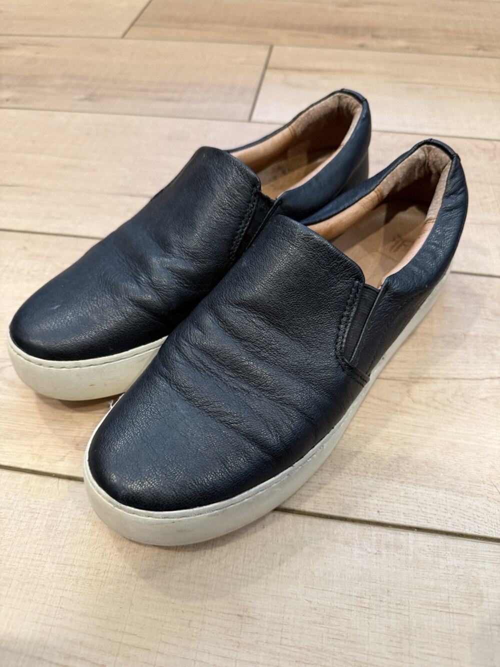 Frye Lena Slip On Sneakers Women’s 8.5 Black Leather Casual Shoes EU 39